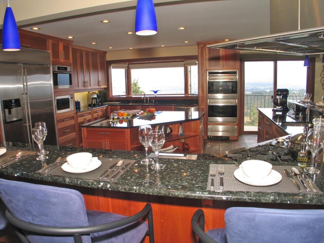 A View Of The Lake B & B West Kelowna Exterior foto